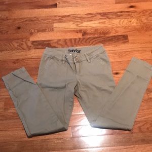 Delia’s Khaki Size 1/2 petite